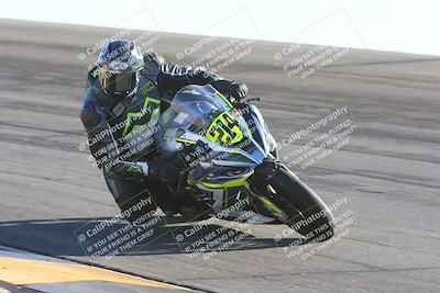 media/Nov-17-2024-CVMA (Sun) [[1fec520723]]/Race 11-Amateur Supersport Open/